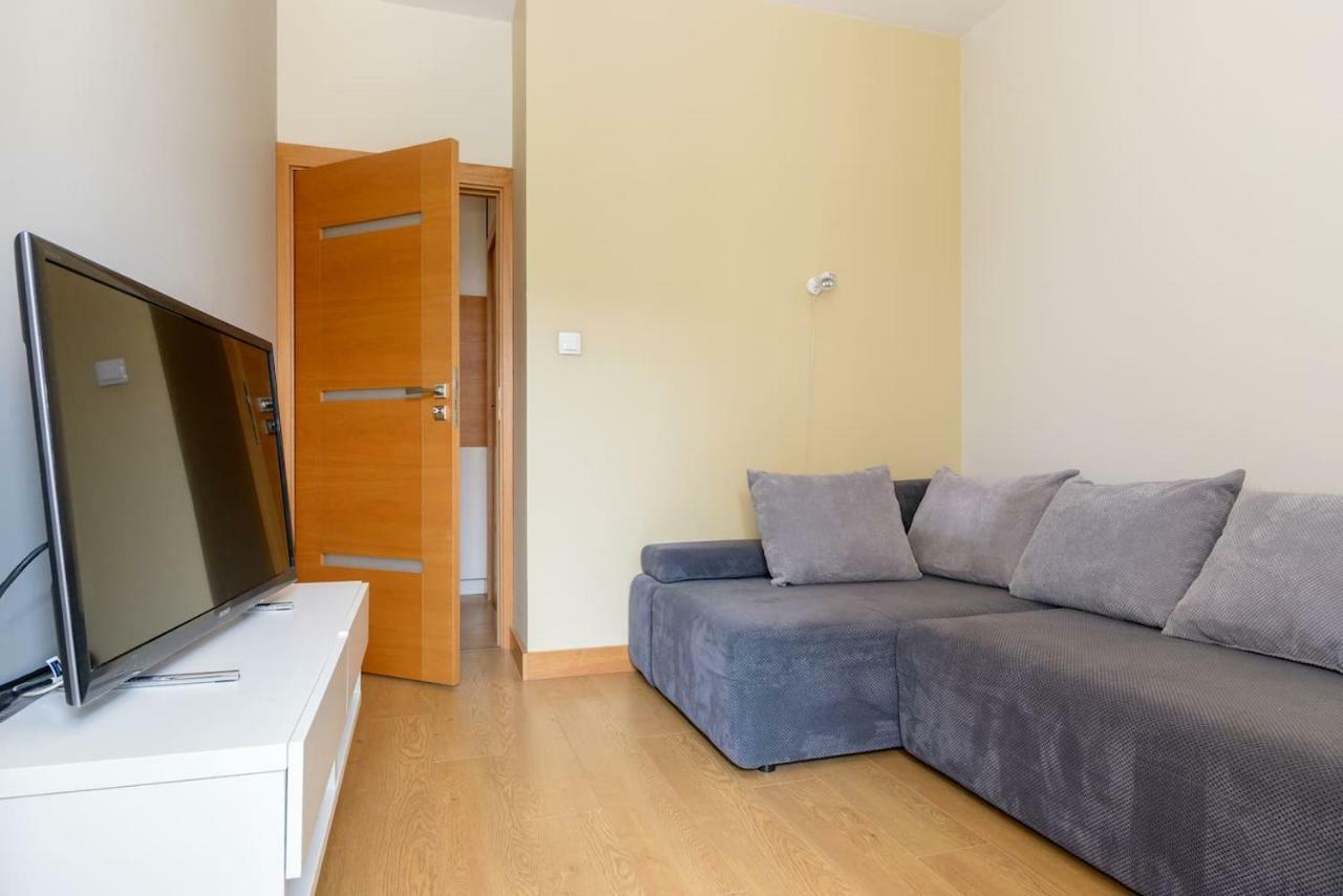 פוזנן Dabrowskiego Apartment מראה חיצוני תמונה
